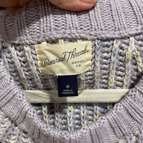 Universal thread oversized lavender sweater size medium - Picture 3 of 5